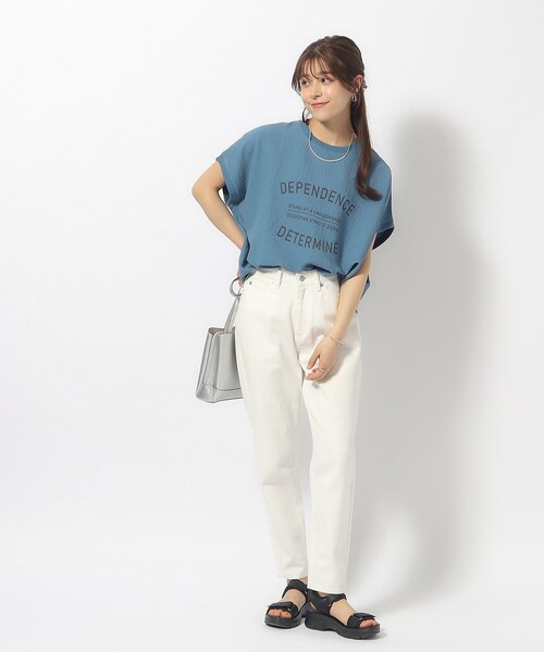 Cutie Blonde（キューティーブロンド）の「◆しぼしぼ感がこなれ見え アソートロゴ ゆるドルマントップス（Tシャツ/カットソー・レディース・ブルー/ブラウン系その他/ブラック/ホワイト系・00）」の15枚目の写真