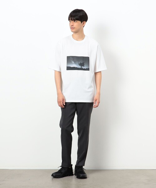 COMME CA ISM(コムサイズム)の「【接触冷感機能】Feel-Cool フォトTシャツ 「Starry sky」(Tシャツ/カットソー・メンズ・ホワイト・M/L)」の2枚目の写真