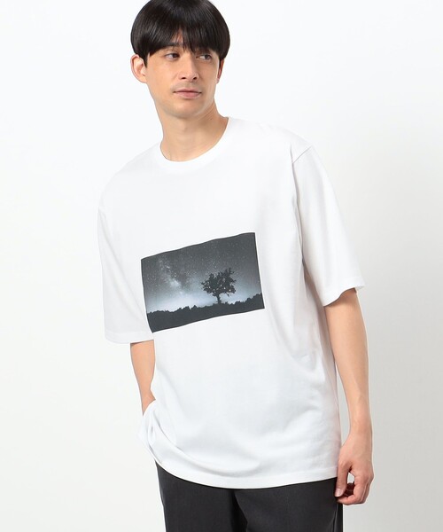 COMME CA ISM(コムサイズム)の「【接触冷感機能】Feel-Cool フォトTシャツ 「Starry sky」(Tシャツ/カットソー・メンズ・ホワイト・M/L)」の3枚目の写真