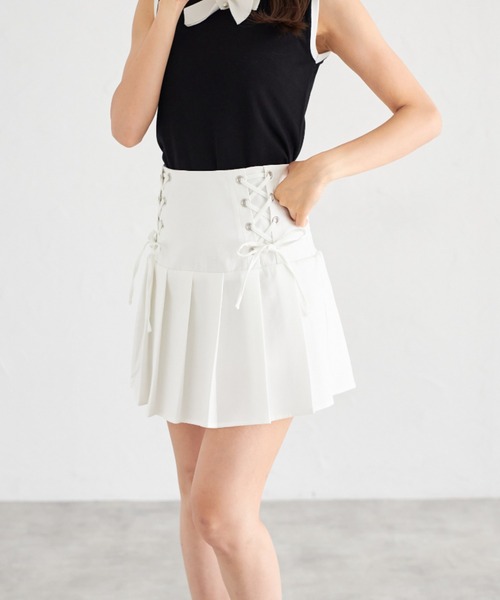tocco closet(トッコ クローゼット)の「【ZOZO限定】サイドレースアッププリーツスカパン(スカート・レディース・ブラック/オフホワイト/グレー/グレイッシュベージュ・M)」の7枚目の写真