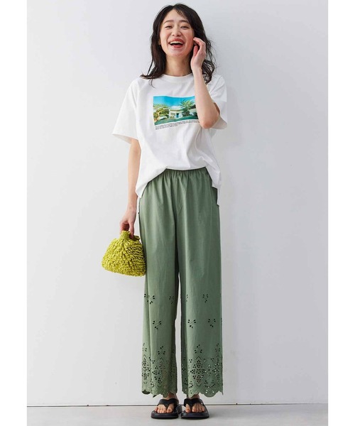 Live in comfort（リブインコンフォート）の「リブ　イン　コンフォート　今すぐ飛んでいきたくなっちゃう！プランナーの愛がこもったＯＫＩＮＡＷＡショップＴシャツ（Tシャツ/カットソー・レディース・ベージュ系その他/ホワイト系その他/ネイビー・4/2/3/8/6/7/5）」の4枚目の写真