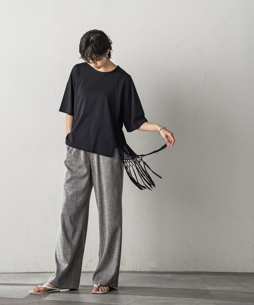 MAYSON GREY(メイソングレイ)の「サイドニットドッキングTシャツ≪手洗い可能≫(Tシャツ/カットソー・レディース・オフホワイト/ブラック・M)」の6枚目の写真