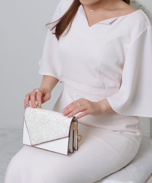 Lace Ladies(レースレディース)の「レター フラップ コンパクト 2WAY ショルダーバッグ(クラッチバッグ・レディース・ホワイト/ブラック・FREE)」の6枚目の写真