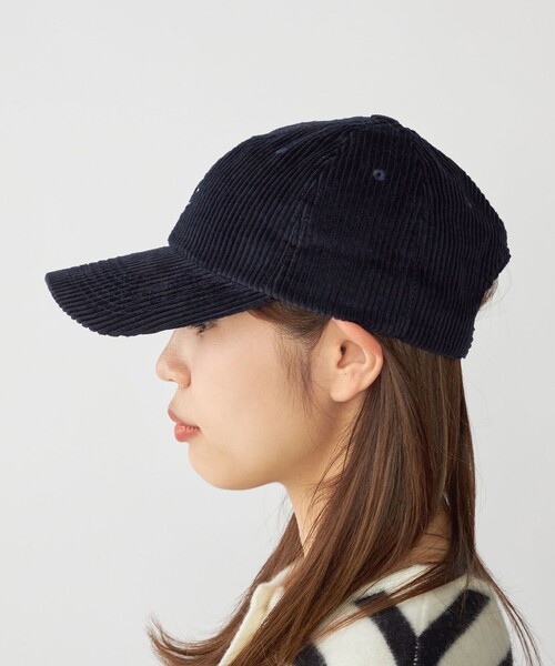 SHIPS（シップス）の「【WEB限定】SHIPS: ワンポイント ロゴ 刺繍 コーデュロイ オーバーフィット キャップ（キャップ・メンズ・ネイビー/ベージュ/グレー/ブラック・ONE SIZE）」の4枚目の写真