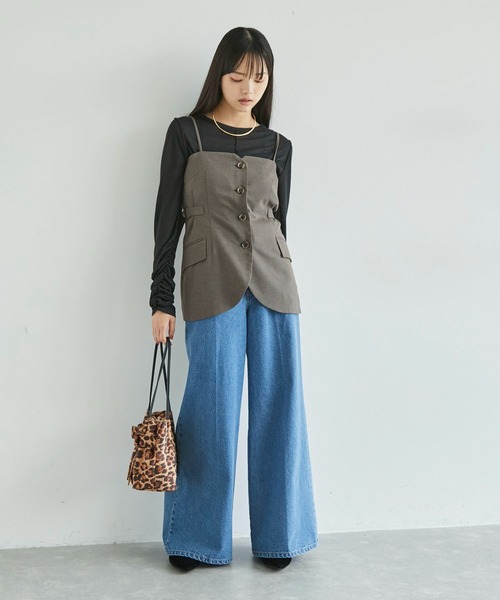 VIS（ビス）の「【洗える】シャーリングスリーブシアーロングTシャツ（Tシャツ/カットソー・レディース・サックスブルー/ブラック/オフホワイト・FREE）」の9枚目の写真