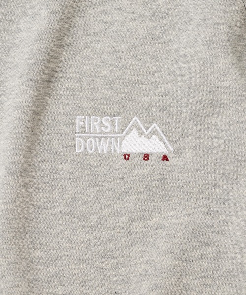 FIRST DOWN(ファーストダウン)の「ロゴ ハーフジップスウェット(スウェット・メンズ・ブラック/杢グレー/オリーブ・M/L/XL)」の7枚目の写真