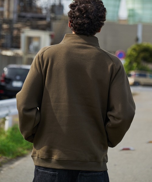 FIRST DOWN(ファーストダウン)の「ロゴ ハーフジップスウェット(スウェット・メンズ・ブラック/杢グレー/オリーブ・M/L/XL)」の15枚目の写真