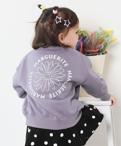 devirock（デビロック）の「デビラボ ガールズ プリント BOXシルエット 裏起毛トレーナー（スウェット・キッズ・グレー系その他/ブラック系その他2/ピンク系その他/ブラック系その他/パープル系その他3/ブルー系その他/グリーン系その他/グレー系その他2/パープル系その他/ベージュ系その他/ホワイト系その他/パープル系その他2/ベージュ系その他2/パープル系その他4/グレー系その他3/パープル系その他5/ピンク系その他2/グリーン系その他2/ピンク系3/レッド系その他/ベージュ系その他4/ブラック系その他4/ブルー系その他2/ベージュ系その他3/ブラック系その他3・90cm/100cm/110cm/120cm/130cm/140cm/150cm/160cm）」の19枚目の写真