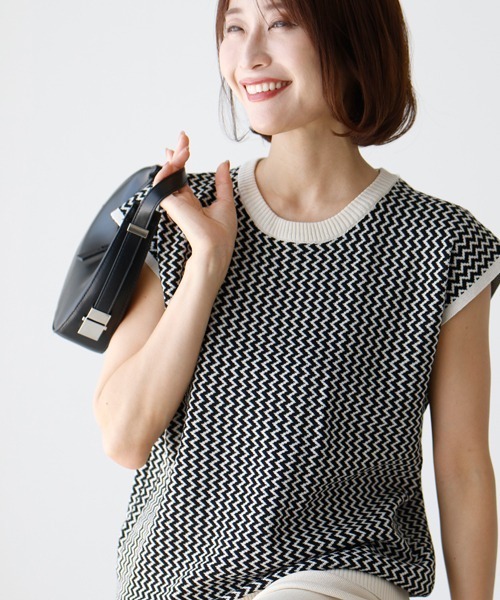 Ehre style(エーレスタイル)の「身軽でおしゃれ!アクセサリー月バック(ハンドバッグ・レディース・ブラック/ホワイト・FREE)」の3枚目の写真