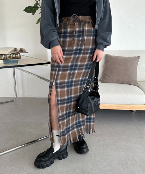 セール】【apresjour mignon SOIE】ZIPオープンチェックスカート