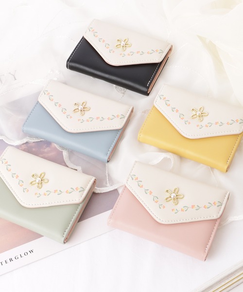 セール】フラワー モチーフ付き レザー調 三つ折り 財布（財布）｜Lace