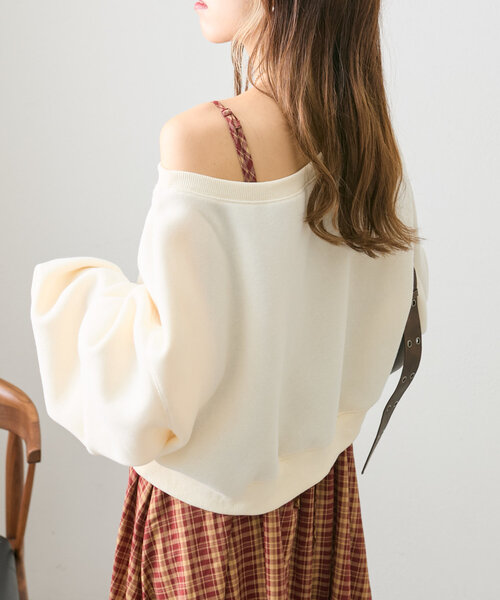 w closet(ダブルクローゼット)の「ワンショル裏起毛スウエット(Tシャツ/カットソー・レディース・アイボリー/グレー/ベージュ・FREE)」の4枚目の写真