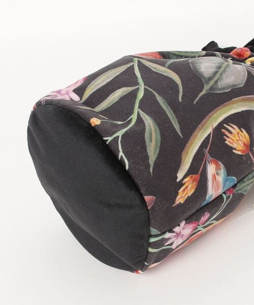 AMERICAN RAG CIE(アメリカンラグシー)の「beej Velour print porch-bird(ハンドバッグ・レディース・ブラック/ホワイト・FREE)」の4枚目の写真