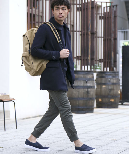 Denime(ドゥニーム)の「カルゼステンカラーコート(ステンカラーコート・メンズ・グレー/キャメル/ネイビー・MEDIUM/SMALL/LARGE)」の15枚目の写真
