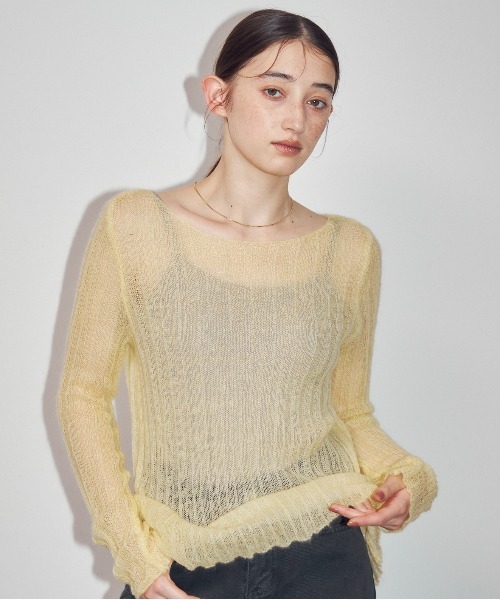 MOCOA'S（モコアズ）の「ラウンドネックシアーニットトップス（Tシャツ/カットソー・レディース・ブラウン/ホワイト/イエロー/ブルー/ブラック・FREE）」の5枚目の写真