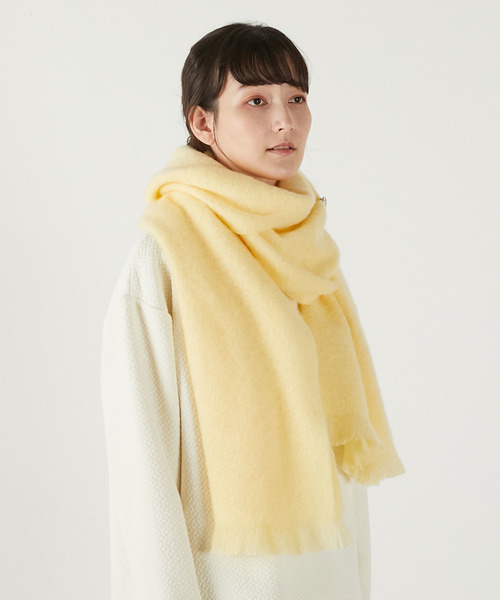 MELROSE claire（メルローズ クレール）の「【シャギーふんわりストール】（マフラー・レディース・イエロー/モスグリーン/チャコールグレー・FREE）」の5枚目の写真