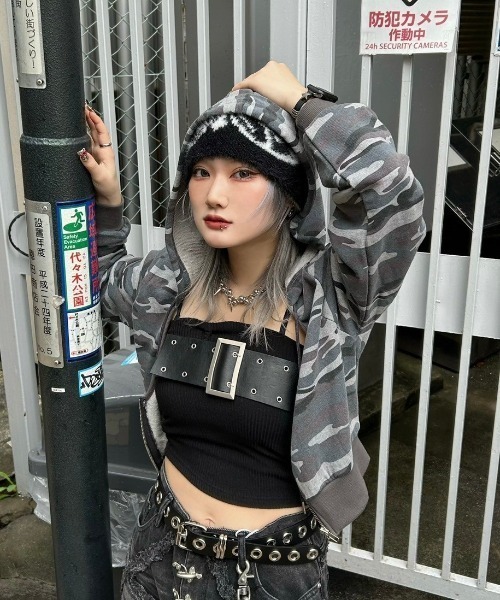 XU（エックスユー）の「ストリートファッション XU エックスユー mohair beanie butterfly beanie モヘアビーニー バタフライニット帽 ニットキャップ ロゴビーニー 韓国ファッション 韓国ストリート Y2K（ニットキャップ/ビーニー・メンズ・ブラック・ONE SIZE）」の10枚目の写真