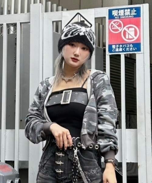 XU（エックスユー）の「ストリートファッション XU エックスユー mohair beanie butterfly beanie モヘアビーニー バタフライニット帽 ニットキャップ ロゴビーニー 韓国ファッション 韓国ストリート Y2K（ニットキャップ/ビーニー・メンズ・ブラック・ONE SIZE）」の9枚目の写真