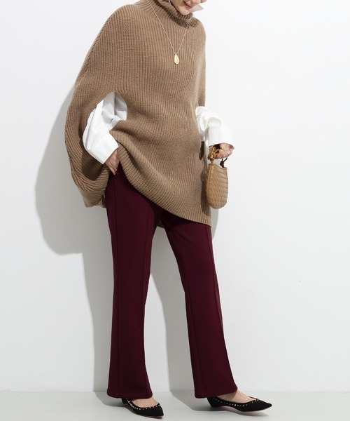 by LEGNA（バイレグナ）の「低身長さん～高身長さんまで 着丈が選べる ピンタック入り セミフレア美脚パンツ（その他パンツ・レディース・ダークブラウン/バーガンディー/ダークブルー/ブラック/アイボリー/グレイッシュベージュ/ブルーグリーン・M-Regular/L-Regular/M-Long/L-Long）」の21枚目の写真