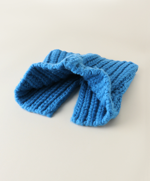 SLOBE IENA（スローブイエナ）の「ハンドニット スヌード【ドライクリーニング】（ネックウォーマー/スヌード・レディース・ライトグレー/ブルー・FREE）」の4枚目の写真