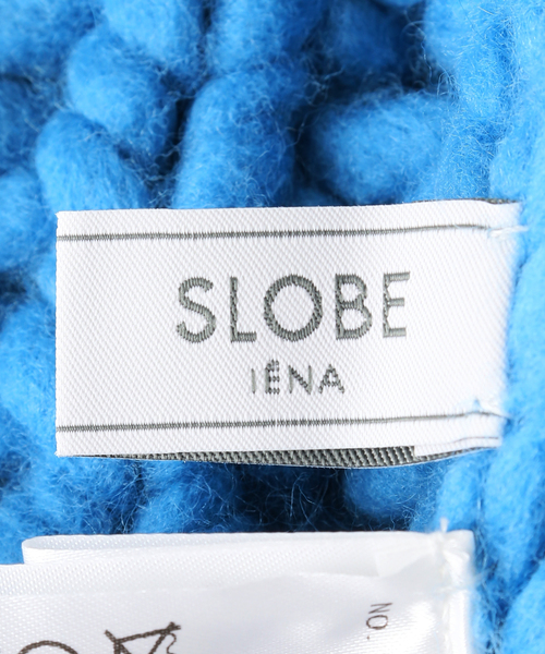 SLOBE IENA（スローブイエナ）の「ハンドニット スヌード【ドライクリーニング】（ネックウォーマー/スヌード・レディース・ライトグレー/ブルー・FREE）」の6枚目の写真