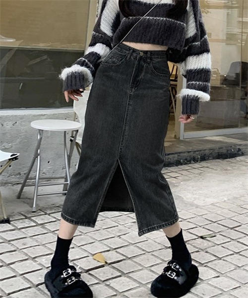 FREE STYLISTS(フリー スタイリスト)の「フロントスリットデニムロングスカート(デニムスカート・レディース・ブラック/ネイビー/ダークグレー/サックスブルー・L/XL/XS/M/S/2XL)」の19枚目の写真