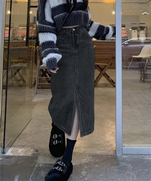 FREE STYLISTS(フリー スタイリスト)の「フロントスリットデニムロングスカート(デニムスカート・レディース・ブラック/ネイビー/ダークグレー/サックスブルー・L/XL/XS/M/S/2XL)」の20枚目の写真