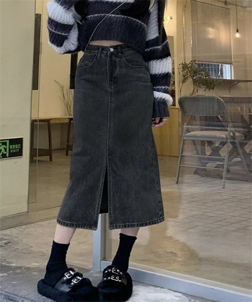 FREE STYLISTS(フリー スタイリスト)の「フロントスリットデニムロングスカート(デニムスカート・レディース・ブラック/ネイビー/ダークグレー/サックスブルー・L/XL/XS/M/S/2XL)」の14枚目の写真