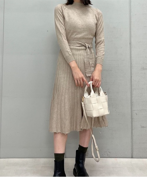 【セール】プリーツスカートベルト付きニットワンピース（ワンピース）｜spiritoso（スピリトーゾ）