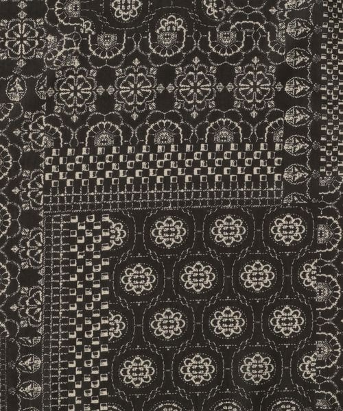 JEANASIS（ジーナシス）の「レトロガラスカーフ/290639（バンダナ/スカーフ・レディース・ブラック系その他/ブラック・FREE）」の10枚目の写真