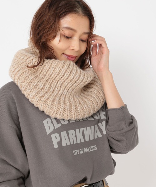 studio CLIP（スタディオクリップ）の「MIXニットラメスヌード（ストール/ショール・レディース・ライトグレー/ベージュ/チャコール・FREE）」の4枚目の写真