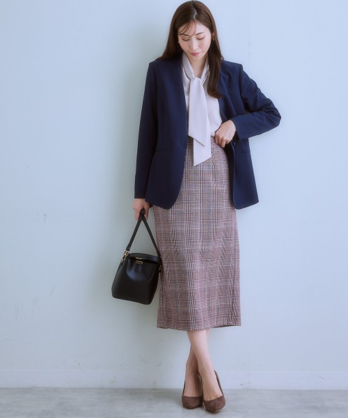 7days Life Styling（セブンデイズライフスタイリング）の「洗えるストレッチダブルクロスジャケット（テーラード＆ノーカラー）（ストレッチ・しわになりにくい・ＵＶカット・洗濯機OK）（ロング丈）（ノーカラージャケット・レディース・ブラック/ネイビー系/ブラック系/ネイビー/ライトグレー系/ライトグレー・S/M/L/LL/3L）」の18枚目の写真