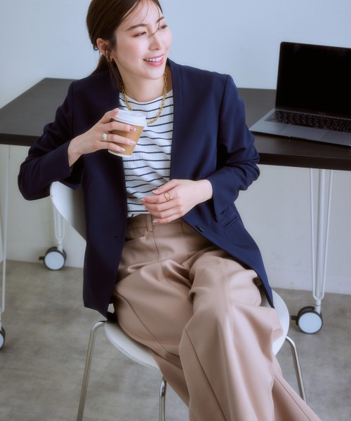 7days Life Styling（セブンデイズライフスタイリング）の「洗えるストレッチダブルクロスジャケット（テーラード＆ノーカラー）（ストレッチ・しわになりにくい・ＵＶカット・洗濯機OK）（ロング丈）（ノーカラージャケット・レディース・ブラック/ネイビー系/ブラック系/ネイビー/ライトグレー系/ライトグレー・S/M/L/LL/3L）」の7枚目の写真