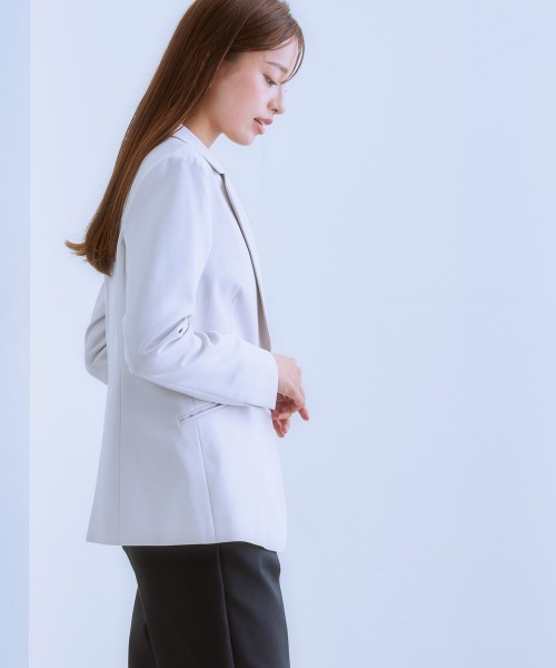 7days Life Styling（セブンデイズライフスタイリング）の「洗えるストレッチダブルクロスジャケット（テーラード＆ノーカラー）（ストレッチ・しわになりにくい・ＵＶカット・洗濯機OK）（ロング丈）（ノーカラージャケット・レディース・ブラック/ネイビー系/ブラック系/ネイビー/ライトグレー系/ライトグレー・S/M/L/LL/3L）」の14枚目の写真