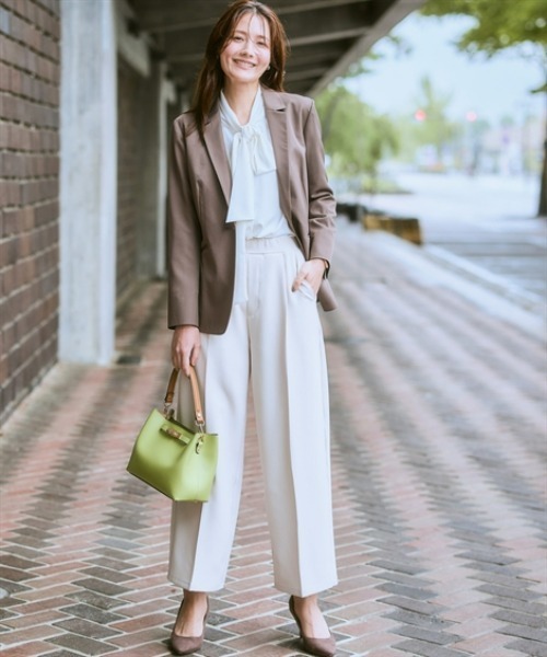 7days Life Styling(セブンデイズライフスタイリング)の「【UVカット】洗えるストレッチダブルクロスジャケット ロング丈 (洗濯機OK)(ノーカラージャケット・レディース・ブラック/ネイビー系/ブラック系/ネイビー/ライトグレー系/ライトグレー・S/M/L/LL/3L)」の7枚目の写真