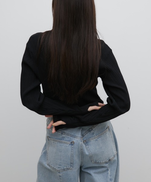 Aunt Marie's（アントマリーズ）の「フィンガーホールハイネックシアートップス（Tシャツ/カットソー・レディース・ブラック/アイボリー/グリーン・FREE）」の19枚目の写真