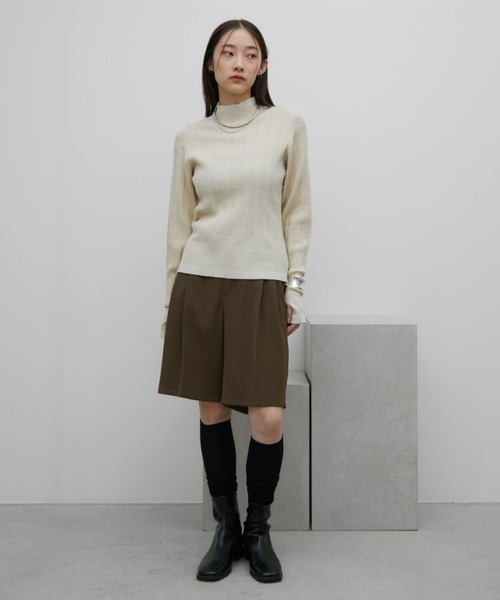 Aunt Marie's（アントマリーズ）の「フィンガーホールハイネックシアートップス（Tシャツ/カットソー・レディース・ブラック/アイボリー/グリーン・FREE）」の12枚目の写真