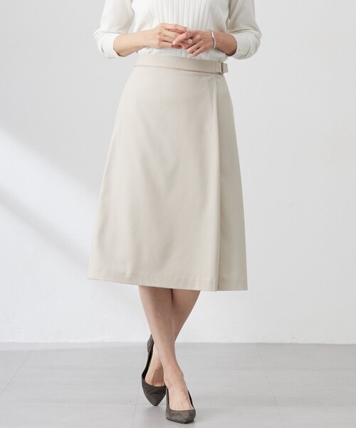 J.PRESS Ladies(J.プレス レディス)の「【洗える】CARREMAN 2WAY Aライン スカート(スカート・レディース・ブラック系/ベージュ系/サックスブルー系・XXS/XS/S)」の2枚目の写真
