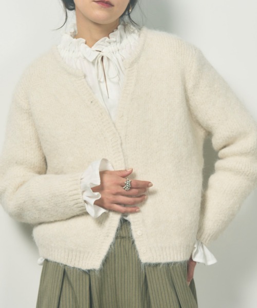 Libra Cue（リブラ キュー）の「スキッパーデザインカーディガン（カーディガン/ボレロ・レディース・ブラウン/グレー/アイボリー・FREE）」の17枚目の写真