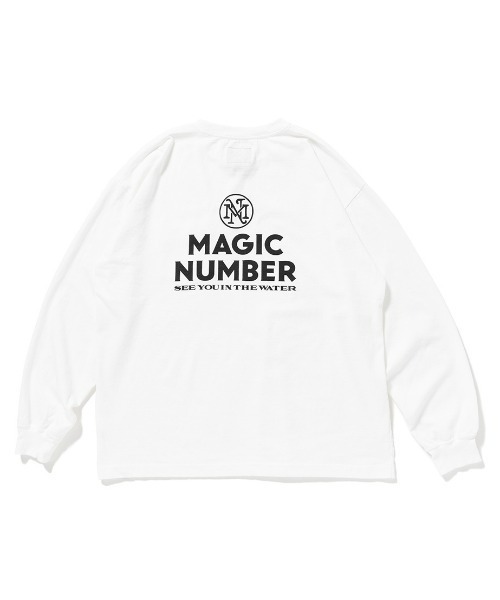 MAGIC NUMBER（マジック ナンバー）の「【MAGIC NUMBER】 STOCK LOGO US COTTON L/S T-SHIRT ストックロゴユーエスコットンロングスリーブティーシャツ（Tシャツ/カットソー・メンズ・バーガンディー/グリーン/ネイビー/オフホワイト・MEDIUM/LARGE/X-LARGE）」の2枚目の写真
