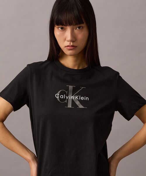 Calvin Klein（カルバン・クライン）の「クラッシック モノロゴ クルーネック Tシャツ（Tシャツ/カットソー・レディース・ホワイト/ブラック/グレー・L/M/S/XS）」の17枚目の写真