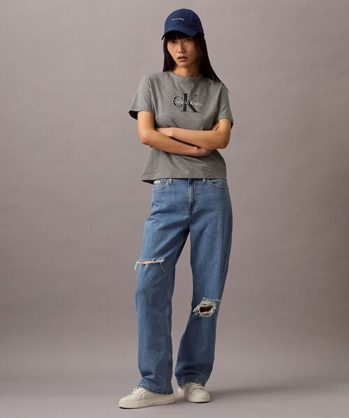 Calvin Klein（カルバン・クライン）の「クラッシック モノロゴ クルーネック Tシャツ（Tシャツ/カットソー・レディース・ホワイト/ブラック/グレー・L/M/S/XS）」の22枚目の写真