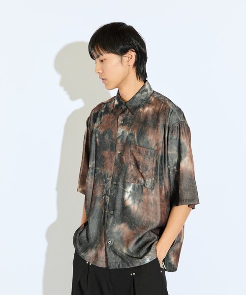 Lui's(ルイス)の「【Neucon/ニューコン】 ペイントデザイン7分袖オーバーシャツ(シャツ/ブラウス・メンズ・ブラック/ブラウン・1/2)」の13枚目の写真