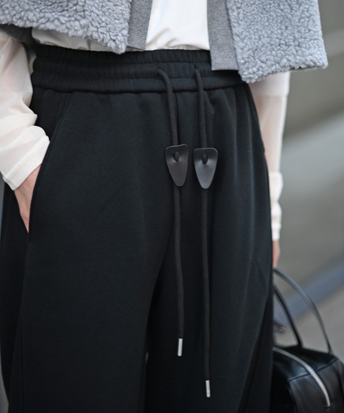 Marient（マリエント）の「カットワークカーブスウェットPT（スウェットパンツ・レディース・グレー/ブラック・FREE）」の19枚目の写真