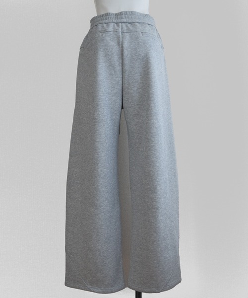 Marient（マリエント）の「カットワークカーブスウェットPT（スウェットパンツ・レディース・グレー/ブラック・FREE）」の10枚目の写真