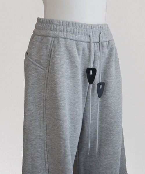 Marient（マリエント）の「カットワークカーブスウェットPT（スウェットパンツ・レディース・グレー/ブラック・FREE）」の12枚目の写真