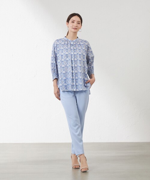 amaca（アマカ）の「リリーワルツテーパードパンツ（その他パンツ・レディース・ベージュ/ダークネイビー/ブルー系その他4/グリーン系その他5・38/40/36）」の15枚目の写真