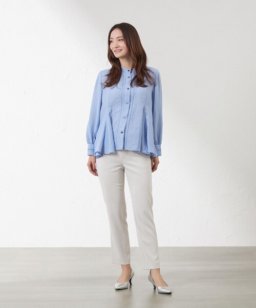 amaca（アマカ）の「リリーワルツテーパードパンツ（その他パンツ・レディース・ベージュ/ダークネイビー/ブルー系その他4/グリーン系その他5・38/40/36）」の6枚目の写真