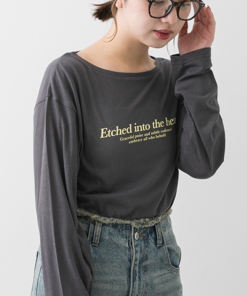 SENSE OF PLACE by URBAN RESEARCH（センスオブプレイスバイアーバンリサーチ）の「ルーズロゴシアーT（Tシャツ/カットソー・レディース・オフホワイト/チャコールグレー/ライトブルー・ONE）」の3枚目の写真