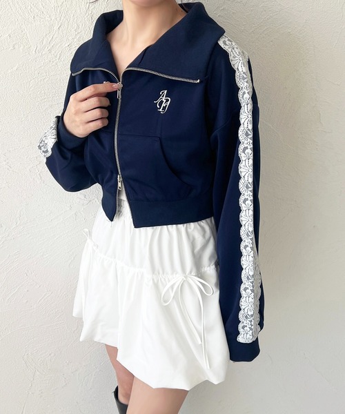 apres jour(アプレジュール)の「オフショルレーストラックジャケット(ジャージ・レディース・ネイビー/ブラック/アイボリー・X-LARGE/フリー)」の1枚目の写真